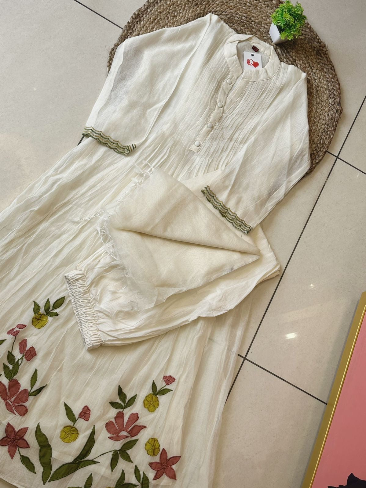 Snow White Mul Chanderi with duppata Suit