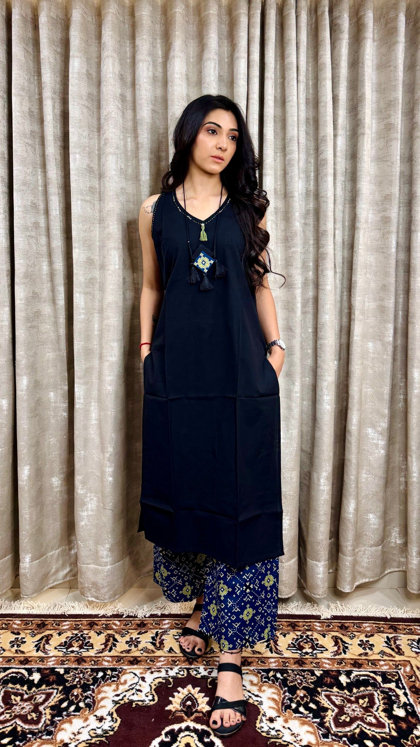 Black sleevless with indigo bottom