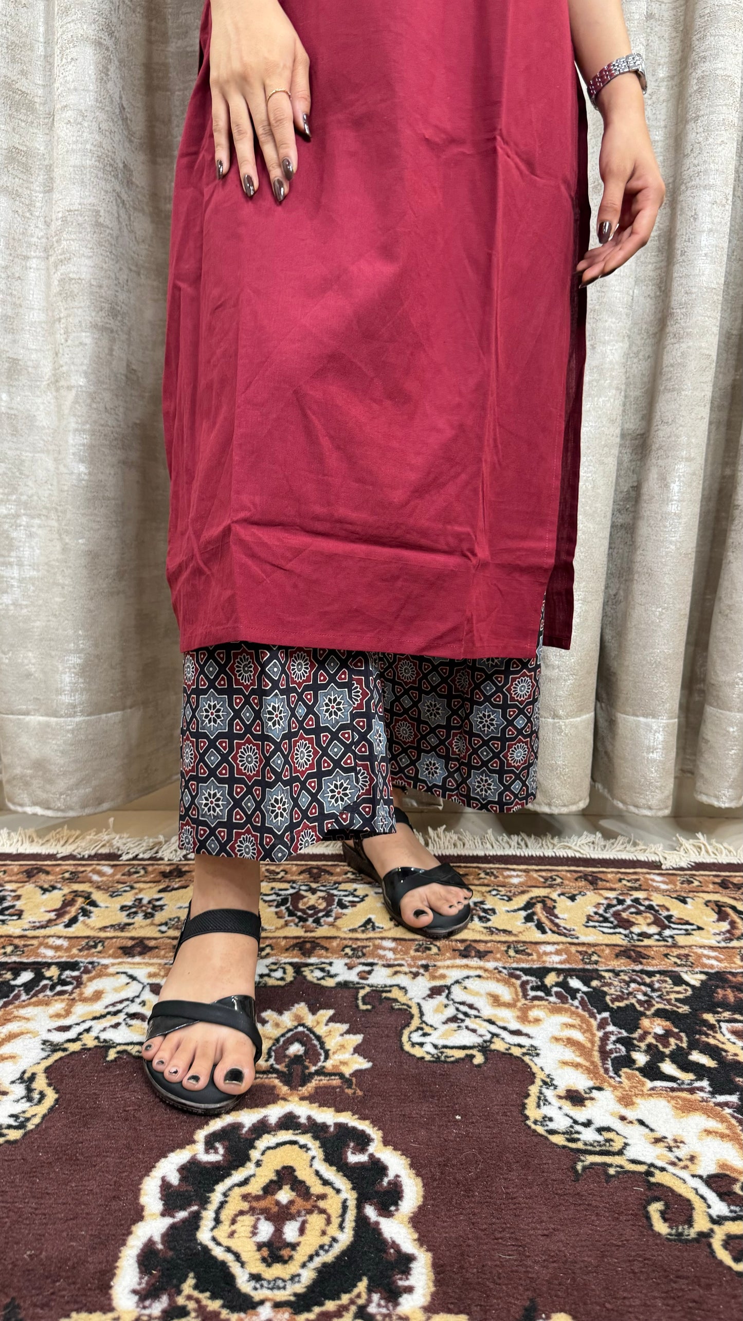 Rust handloom with natural bottom